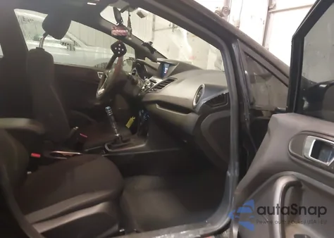 2019 Ford Fiesta St z USA, uszkodzony, nr VIN 3FADP4GX1KM121052